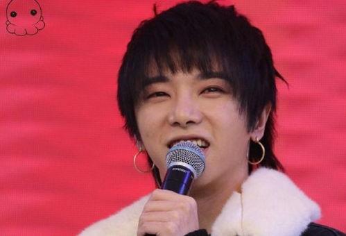 周锐老婆爆料视频大全最新,揭秘明星夫妻背后的真实生活  第1张